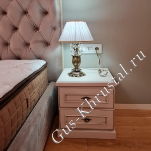 Настольная лампа Бронзовая 1 лампа - фото в интерьере